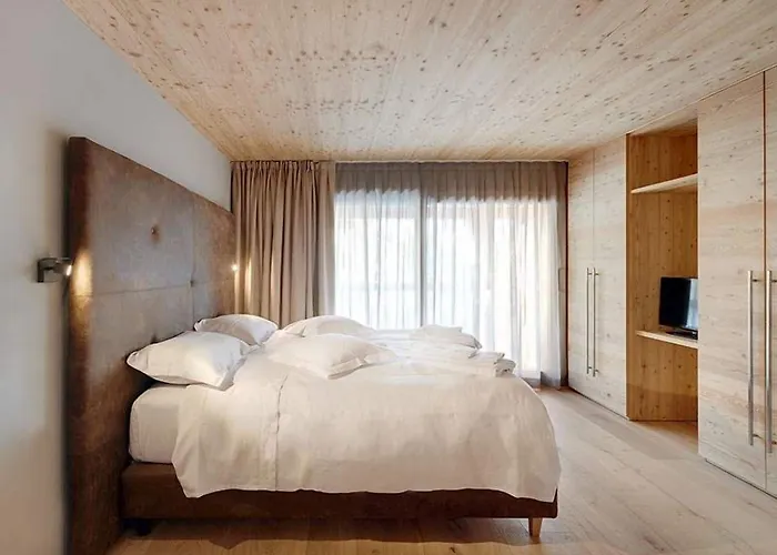 Aux Pieds Du Roi - & Lejlighedshotel 4*