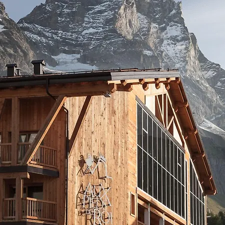 Aparthotel Aux Pieds Du Roi - & Breuil-Cervinia