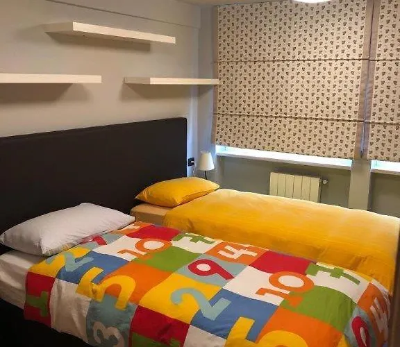 Aux Pieds Du Roi - & 4*