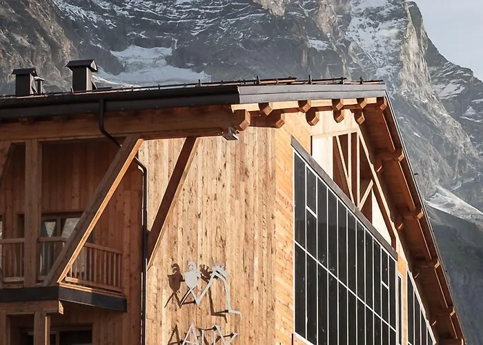 Aparthotel Aux Pieds Du Roi - & Breuil-Cervinia