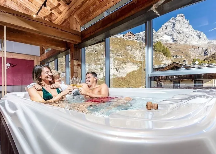 Aux Pieds Du Roi - & 4*