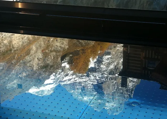 Aux Pieds Du Roi - & Aparthotel Breuil-Cervinia