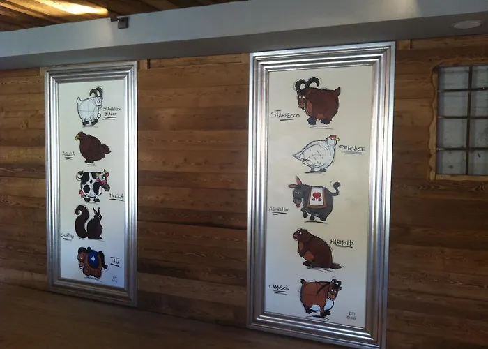 Aux Pieds Du Roi - & بيريوِل تْشيرفينيا