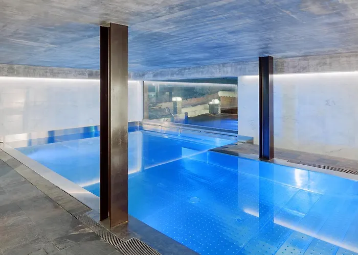 Aparthotel Aux Pieds Du Roi - & 4*