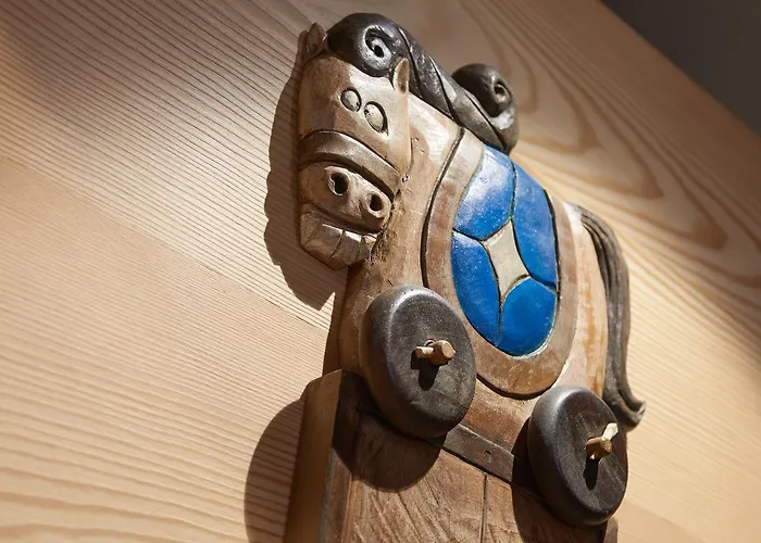 Aux Pieds Du Roi - & 4*