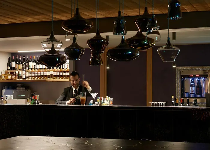 Aparthotel Aux Pieds Du Roi - & Breuil-Cervinia