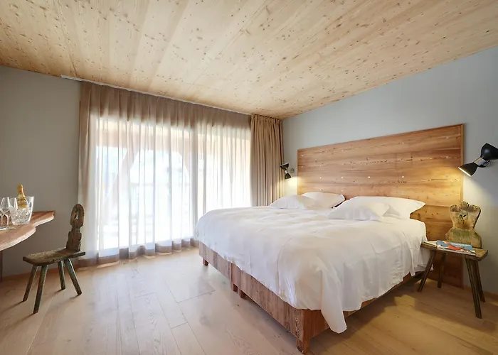 Aux Pieds Du Roi - & 4*