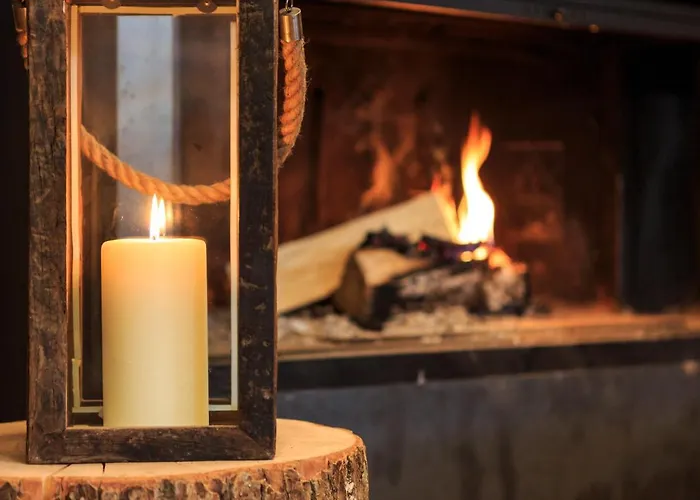 Aux Pieds Du Roi - & Aparthotel